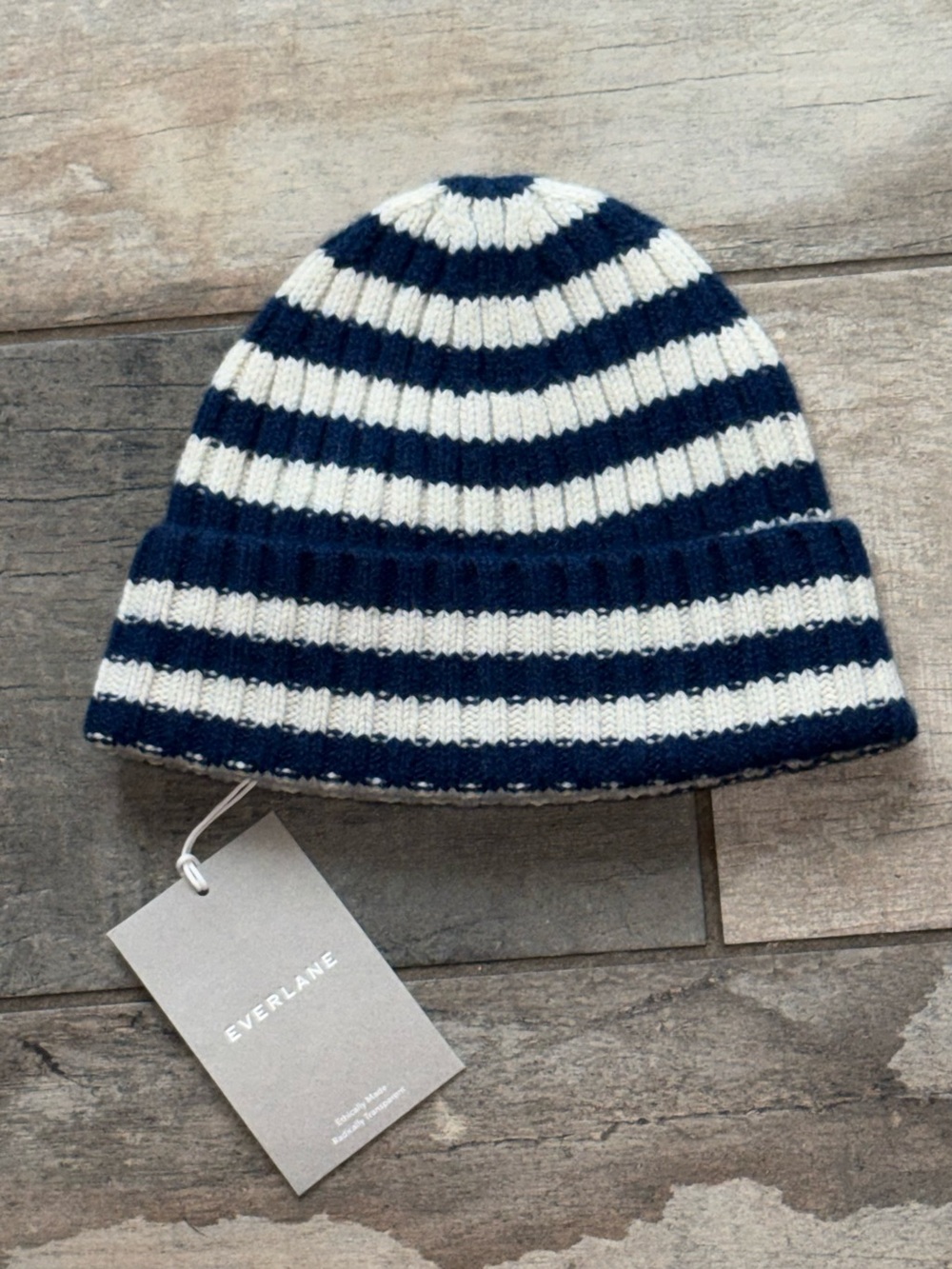 EVERLANE Unisex *NWT* 92% Cashmere | Navy Blue Bone Striped Ribbed Beanie | O/S